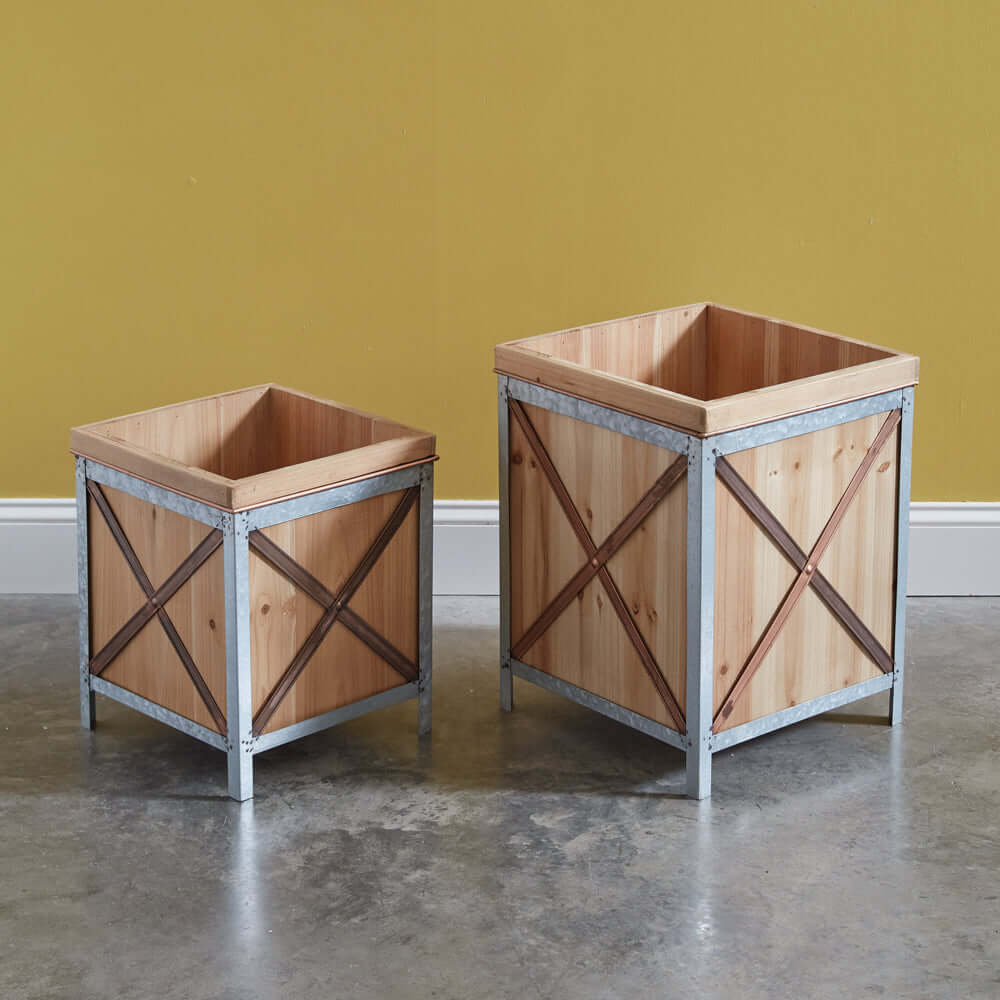 Wood Planter Boxes For Potted Plants (Set of 2)