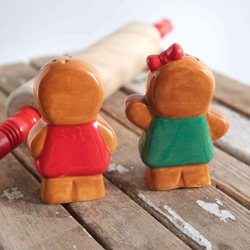 Christmas Gingerbread Couple Salt & Pepper Shakers