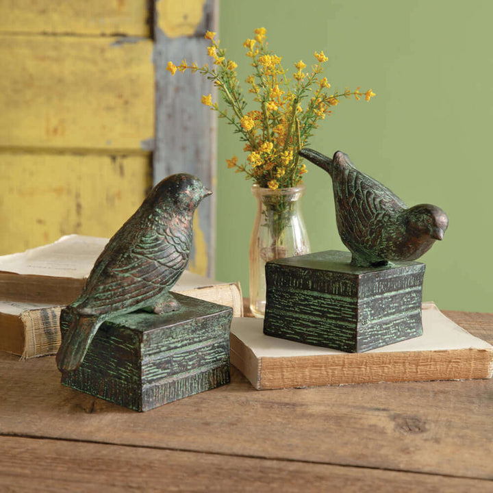 Rustic Birds Bookends in Cast Iron (Set of 2)