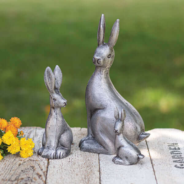 Rustic Metal Cottontail Rabbit Statues (Set of 3)