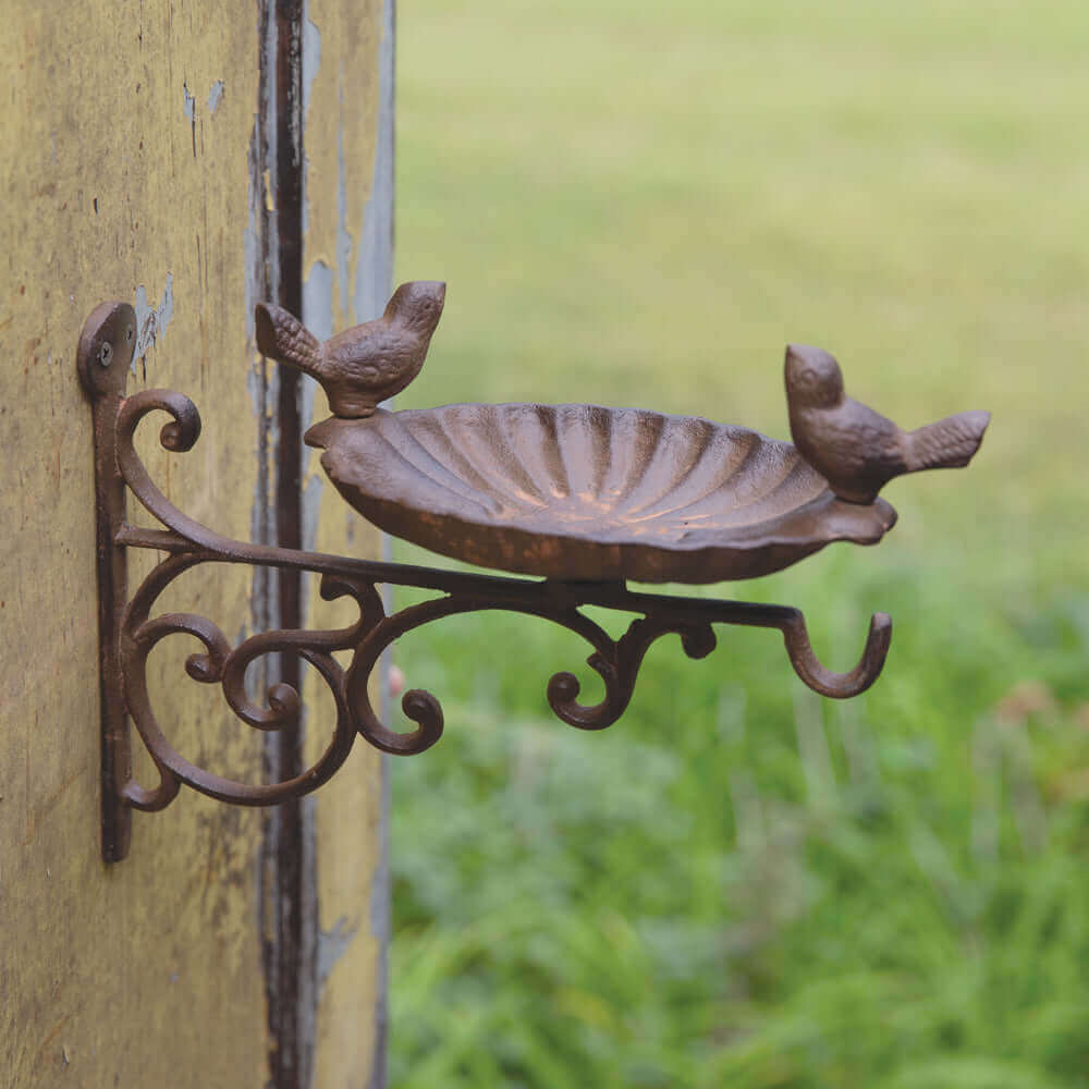 Rustic Wall-Mounted Bird Feeder in Cast Iron